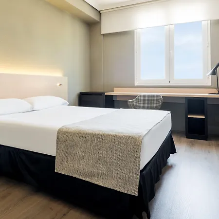 Hotel Ilunion Lomas