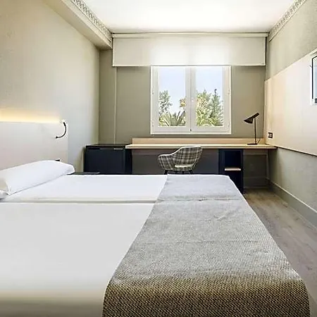 Ilunion Lomas 4* 메리다