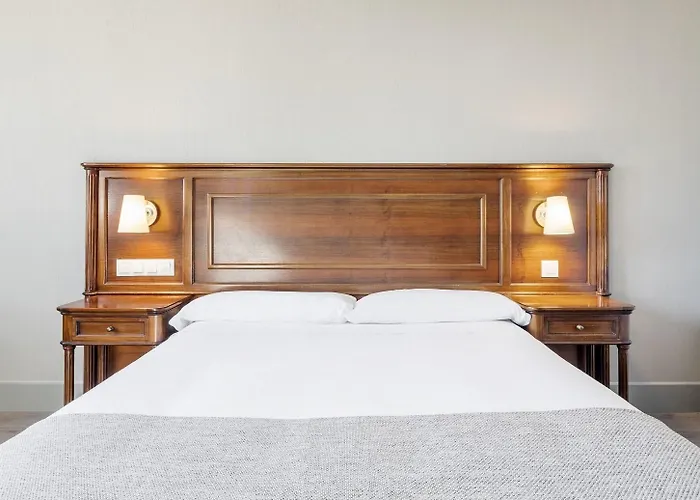 Hotel Ilunion Lomas 4*