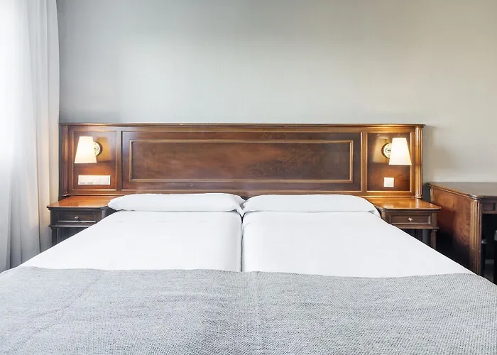 Otel Ilunion Lomas 4*