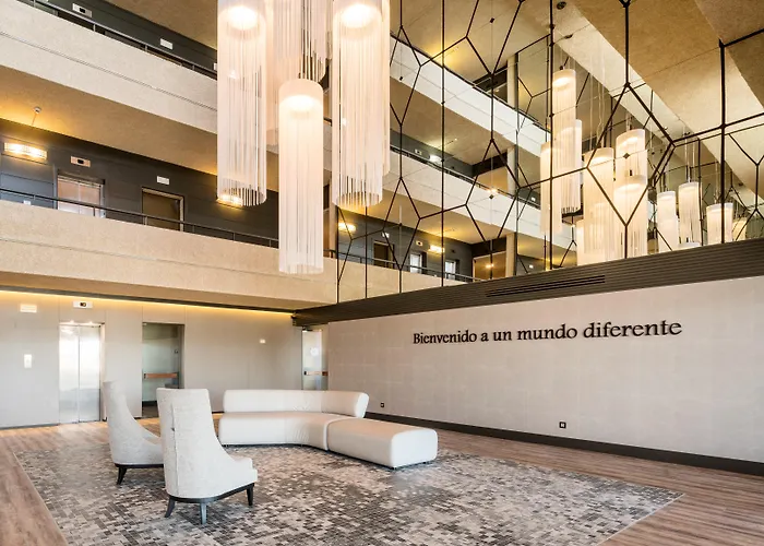 Hotel Ilunion Lomas 4*