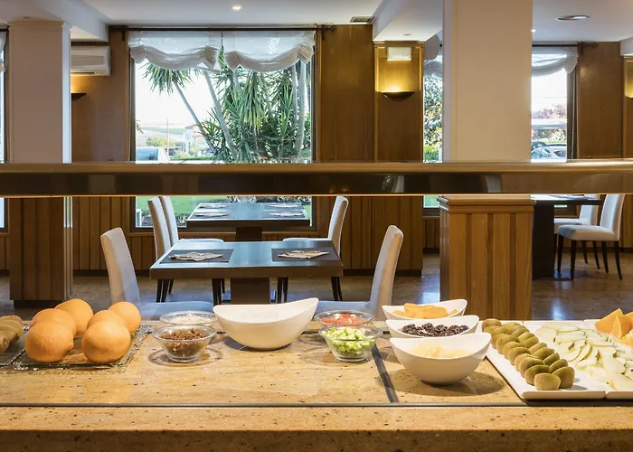 Ilunion Lomas 4* מרידה